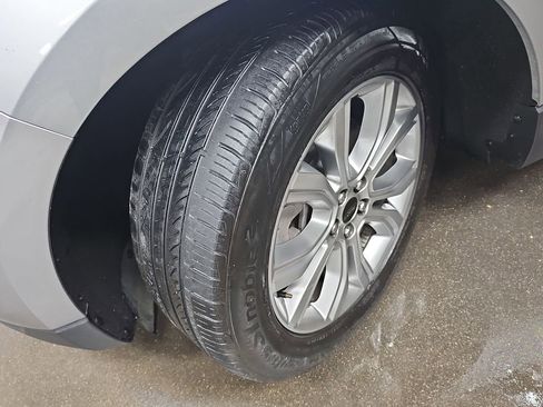 Used 2024 Ford Edge Titanium AWD/4WD image 30