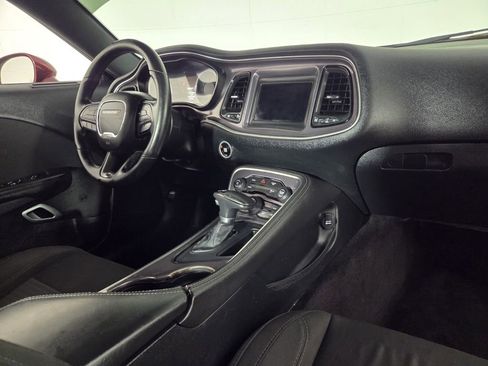 Certified 2018 Dodge Challenger R/T image 25