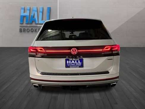 New 2026 Volkswagen Atlas Peak Edition AWD/4WD image 4