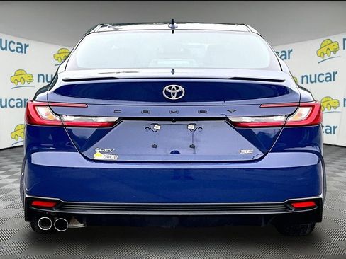 Used 2025 Toyota Camry SE FWD image 5