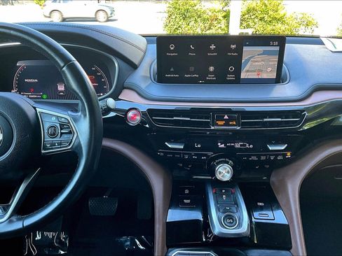 Used 2023 Acura MDX SH-AWD w/ Technology Package image 6