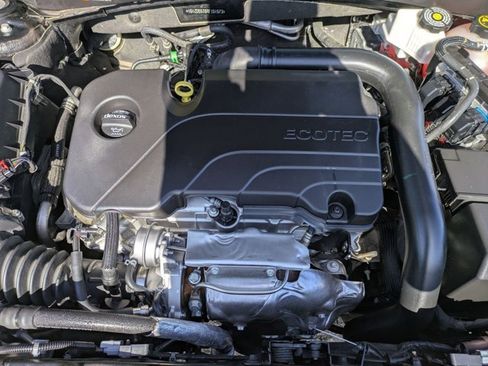 Used 2024 Chevrolet Malibu LT image 28