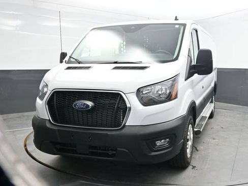 Used 2025 Ford Transit 250 Low Roof w/ Exterior Upgrade Package RWD image 2