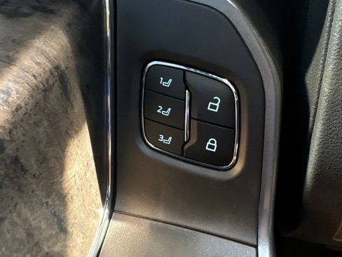Used 2024 Ford F250 Lariat w/ Lariat Ultimate Package AWD/4WD image 20