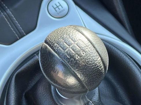 Used 2017 Nissan 370Z w/ Sport Package image 22