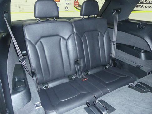 Used 2019 Audi Q7 3.0T Premium w/ Convenience Package image 21