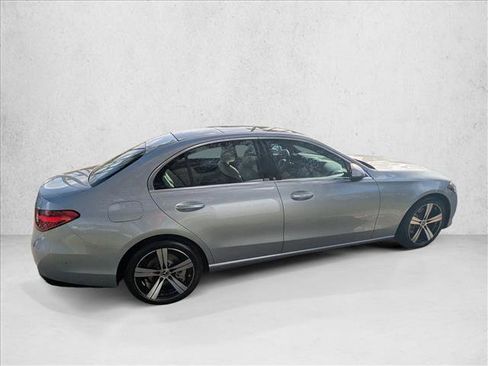 Used 2025 Mercedes-Benz C 300 Sedan image 4