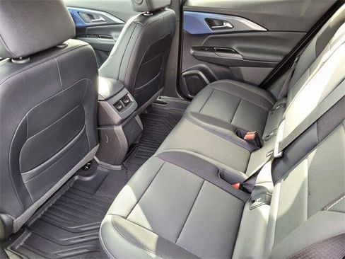 Used 2024 Chevrolet Equinox EV LT image 13