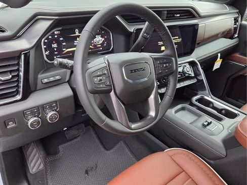 New 2026 GMC Sierra 2500 Denali Ultimate AWD/4WD image 11