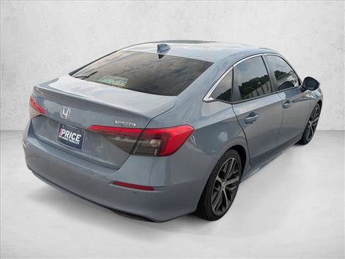 Used 2024 Honda Civic Touring image 5