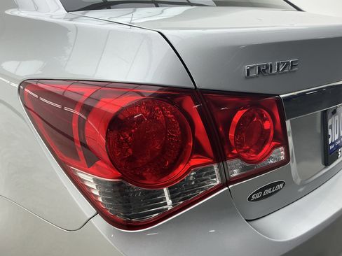 Used 2015 Chevrolet Cruze LT image 22