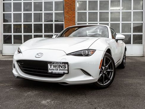 Used 2019 MAZDA MX-5 Miata RF Grand Touring RWD image 3