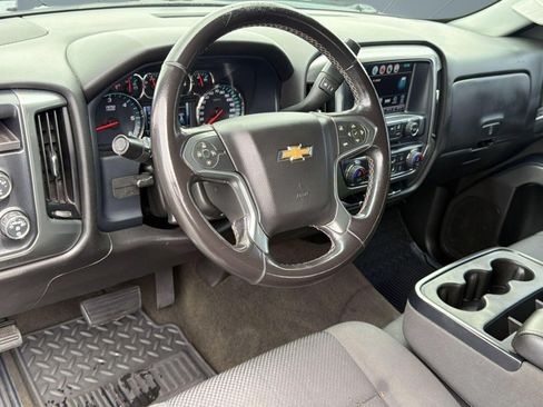 Used 2018 Chevrolet Silverado 1500 LT w/ All Star Edition AWD/4WD image 4