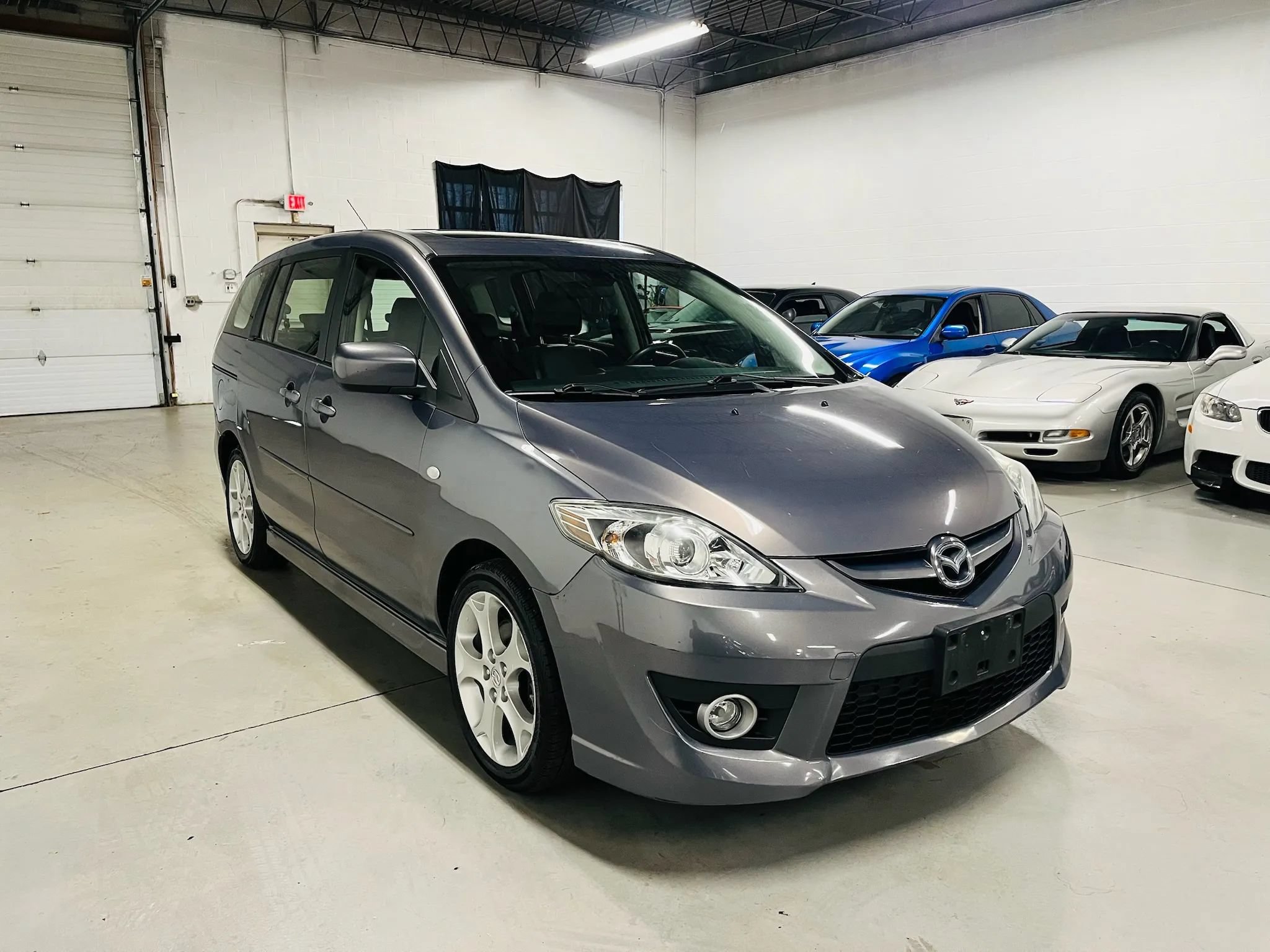 Used 2009 MAZDA MAZDA5 Grand Touring FWD image 4