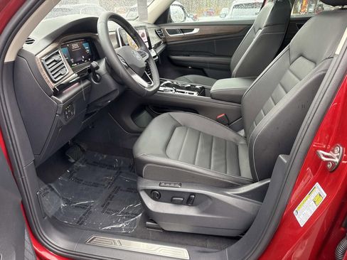 Certified 2025 Volkswagen Atlas SEL image 21