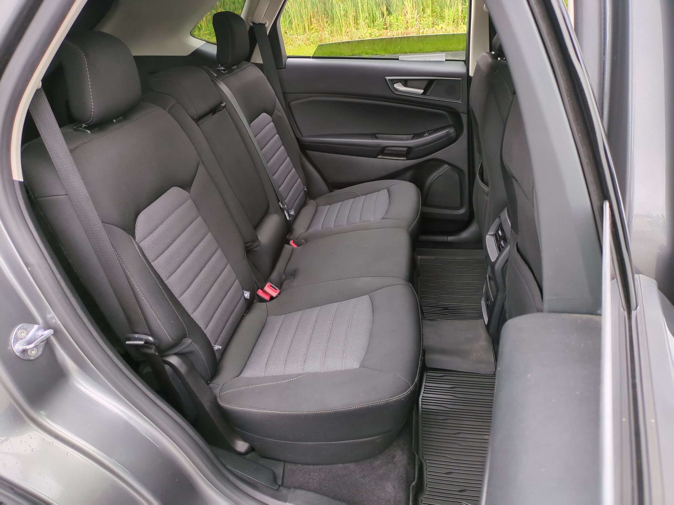 Used 2024 Ford Edge SE w/ Black Appearance Package AWD/4WD image 24