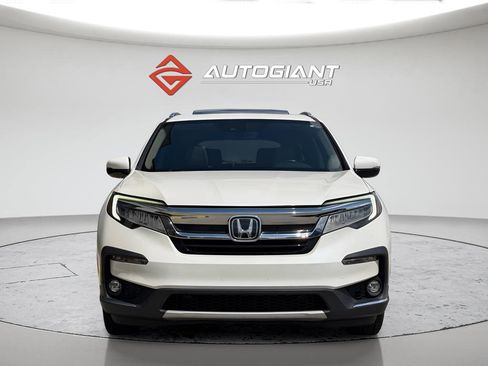 Used 2019 Honda Pilot Touring image 2