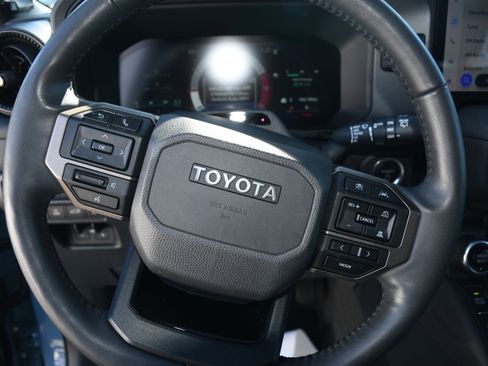 Used 2024 Toyota Land Cruiser 4DR 4WD image 14