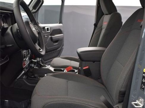 New 2025 Jeep Wrangler Rubicon image 9