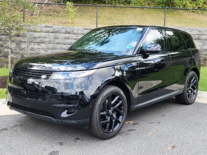 New 2025 Land Rover Range Rover Sport SE