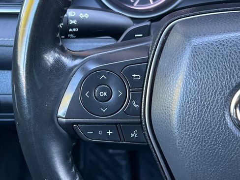 Used 2022 Toyota Camry SE FWD image 25