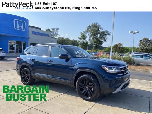 Used 2023 Volkswagen Atlas SE w/ Panoramic Sunroof Package FWD image 1