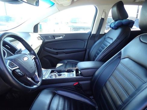 Used 2020 Ford Edge SEL w/ Convenience Package image 10