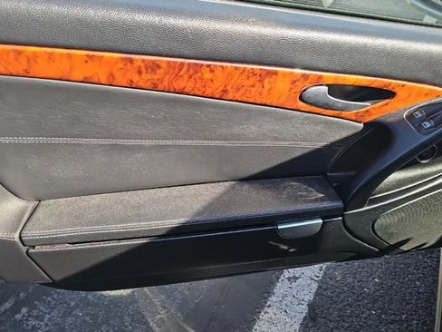Used 2003 Mercedes-Benz SL 500 image 9