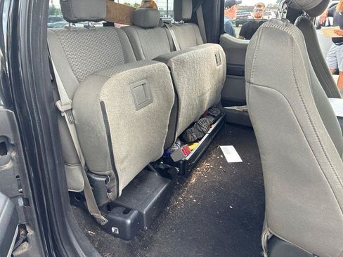 Used 2015 Ford F150 XLT w/ Equipment Group 302A Luxury AWD/4WD image 12