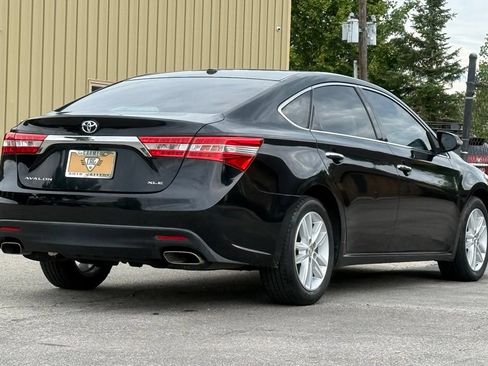 Used 2015 Toyota Avalon XLE Premium FWD image 5