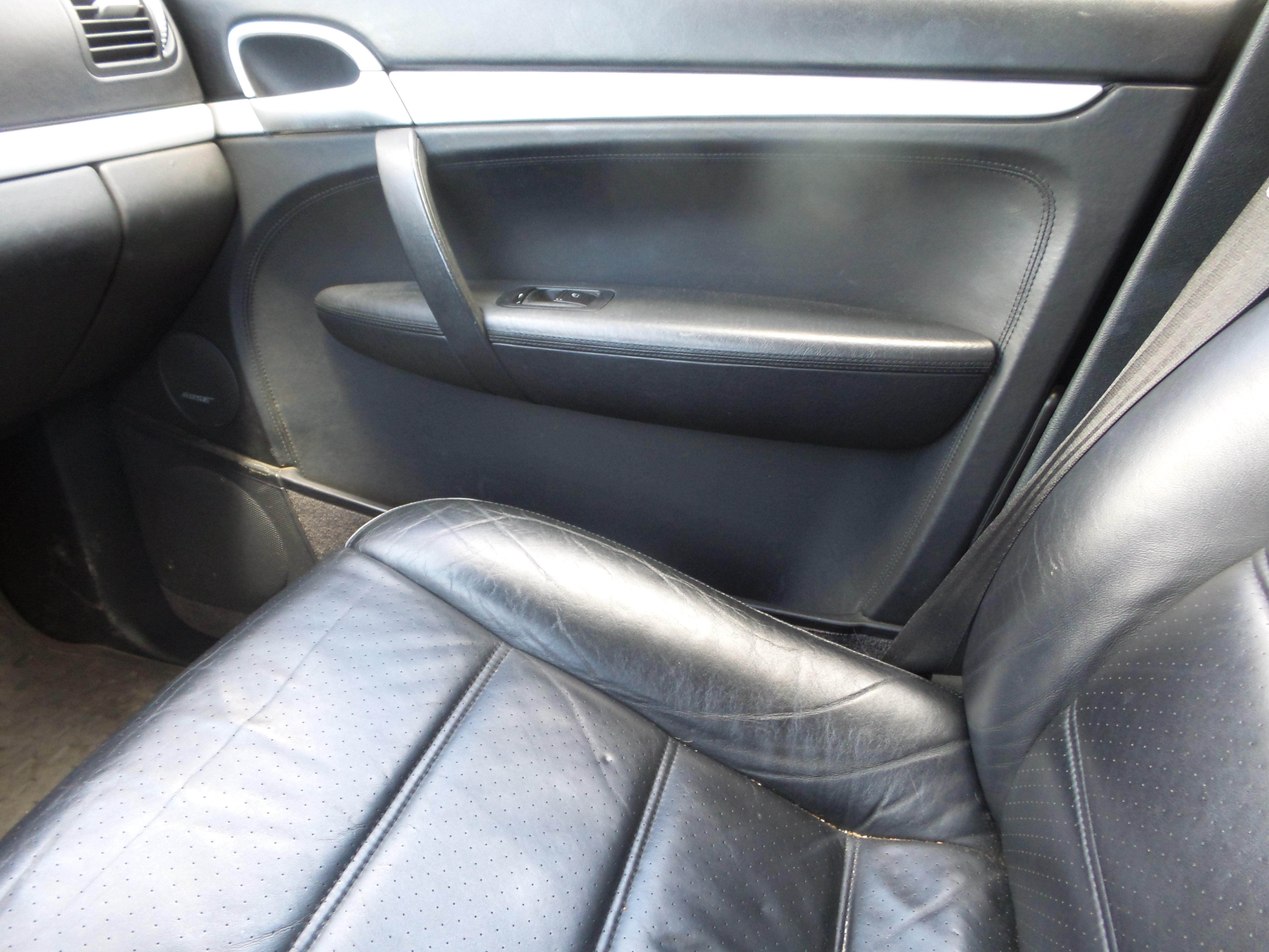 Used 2004 Porsche Cayenne Turbo AWD/4WD image 68