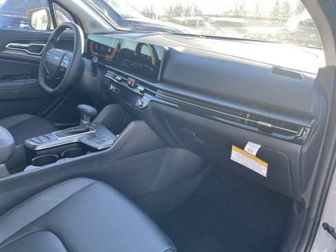 New 2026 Kia Sportage EX image 31