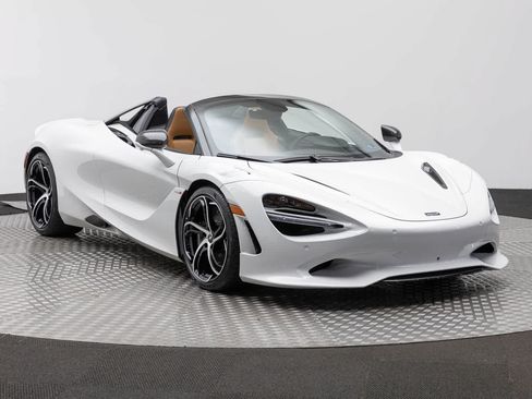New 2027 McLaren 750S Spider RWD image 50