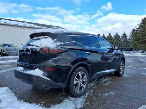 Used 2023 Nissan Murano S image 7