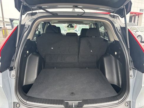Used 2025 Honda CR-V EX image 16