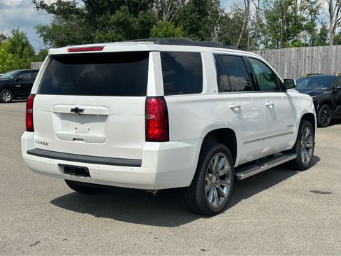 Used 2019 Chevrolet Tahoe LT w/ LT Signature Package AWD/4WD image 5