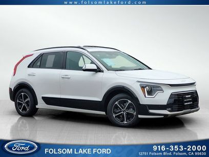 Used 2023 Kia Niro SX