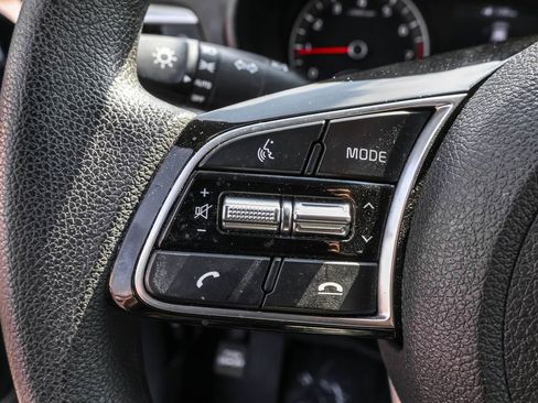 Used 2020 Kia Optima LX FWD image 18