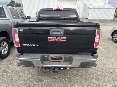 Used 2015 GMC Canyon 2WD Crew Cab w/ Convenience Package image 5