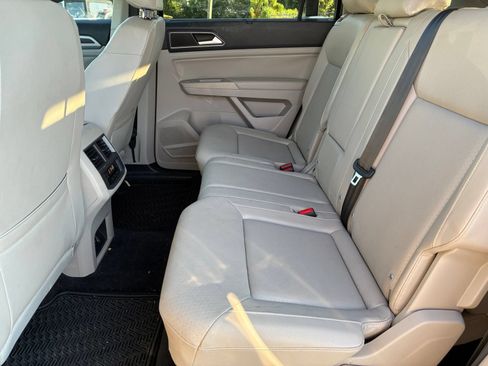 Used 2018 Volkswagen Atlas SE AWD/4WD image 13