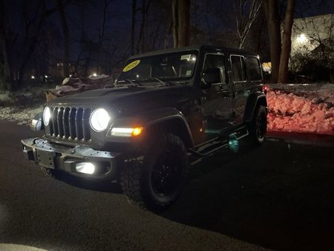 Used 2019 Jeep Wrangler Unlimited Sahara w/ Quick Order Package 24M Moab image 3