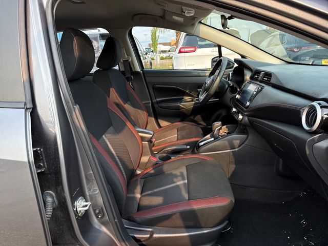 Used 2024 Nissan Versa SR FWD image 9
