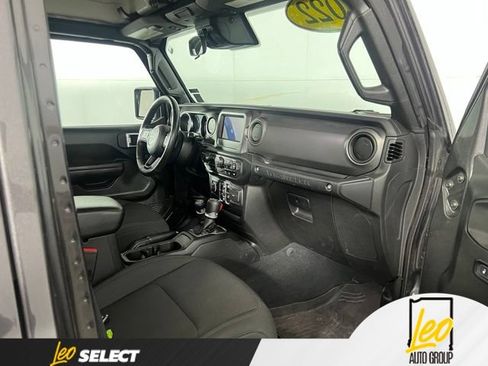 Used 2022 Jeep Wrangler Unlimited Sport AWD/4WD image 24