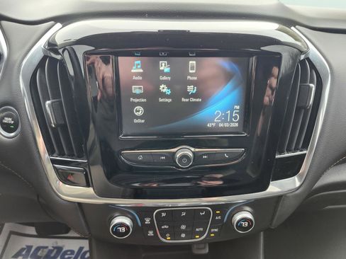 Used 2018 Chevrolet Traverse LT image 21