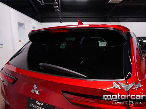 Used 2023 Mitsubishi Outlander SE image 14