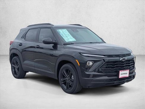 New 2026 Chevrolet TrailBlazer LT w/ Convenience Package FWD image 7