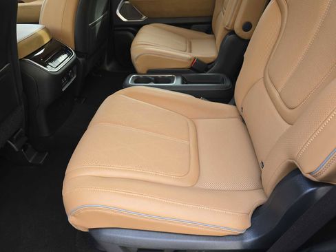 Certified 2025 INFINITI QX80 Sensory image 14