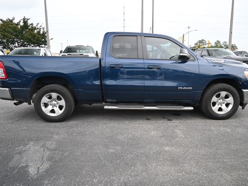 Used 2022 RAM 1500 Big Horn RWD image 11