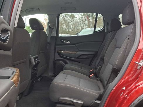 Certified 2023 GMC Acadia SLE w/ Driver Convenience Package image 12