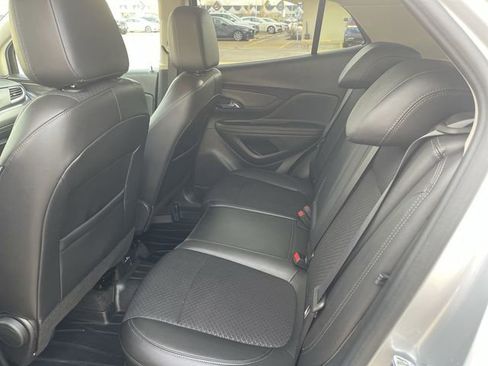 Used 2022 Buick Encore Preferred w/ Safety Package image 13